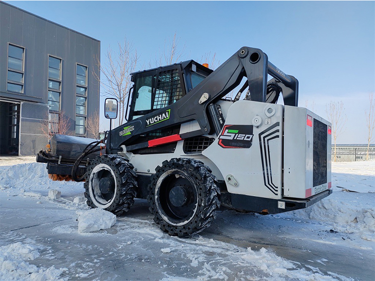 YC S150 Electric Skid Steer Loader Passes Extreme Climate Tests, Set for Mass Production - A Milestone in the Industry